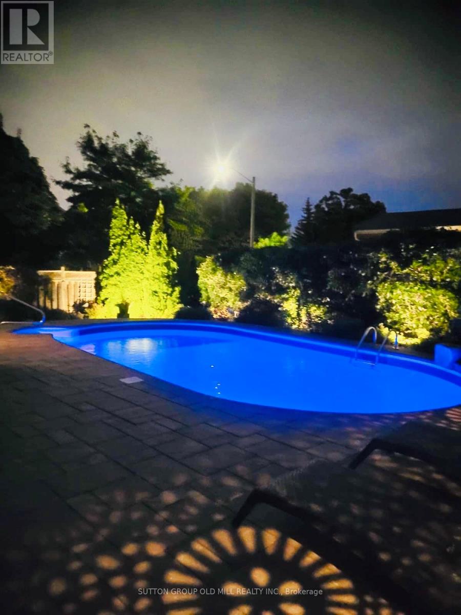 Photo 45 of 3126 Oakview Road, Mississauga ON