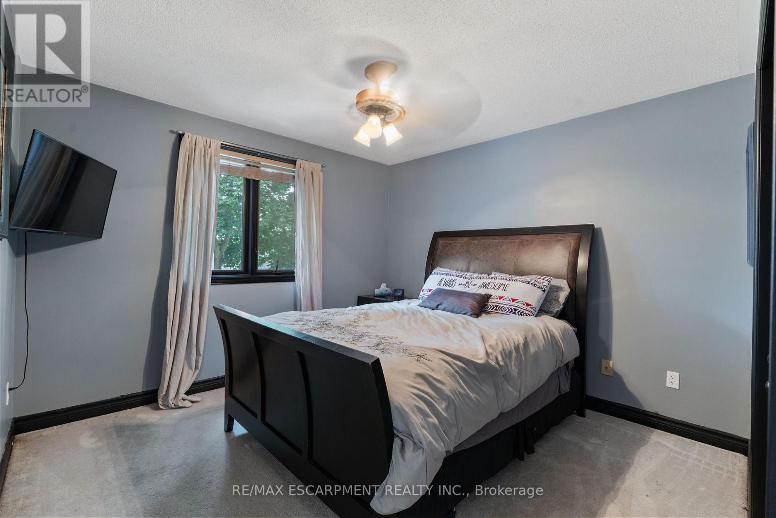 Photo 25 of 17 Kintyre Court, Haldimand ON
