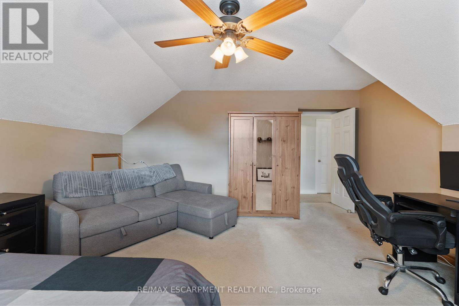 Photo 30 of 17 Kintyre Court, Haldimand ON