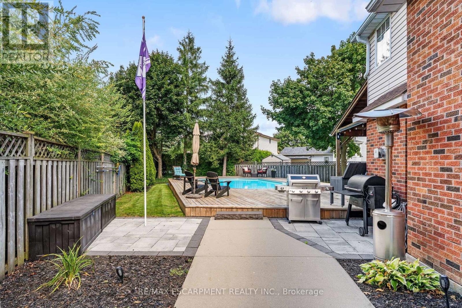 Photo 49 of 17 Kintyre Court, Haldimand ON