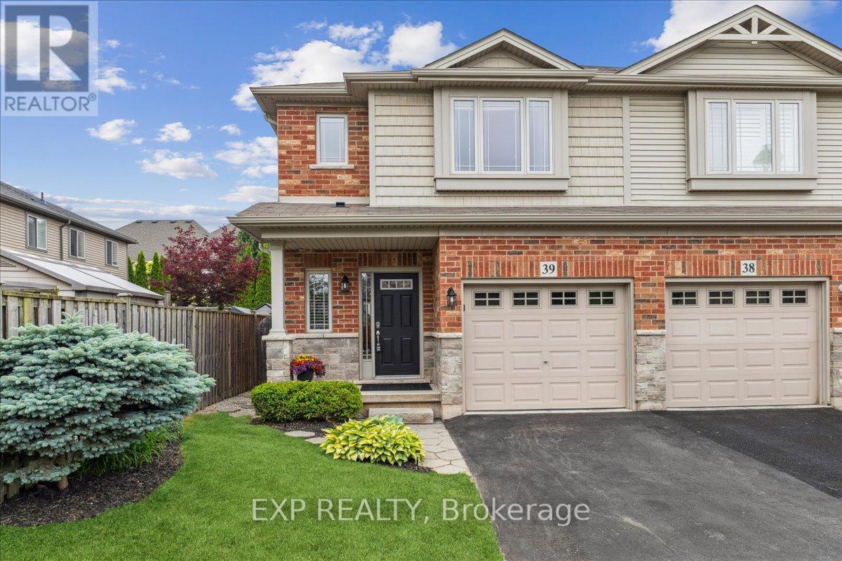 Photo 2 of 39 6 Chestnut Drive, Grimsby ON