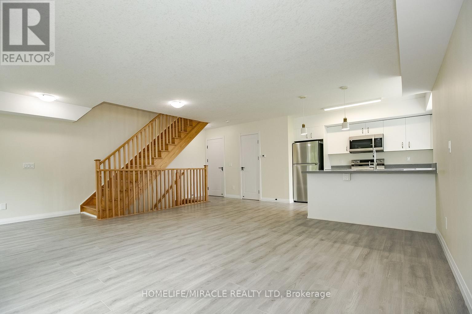 Photo 11 of 63 350 Fisher Mills Road, Cambridge ON