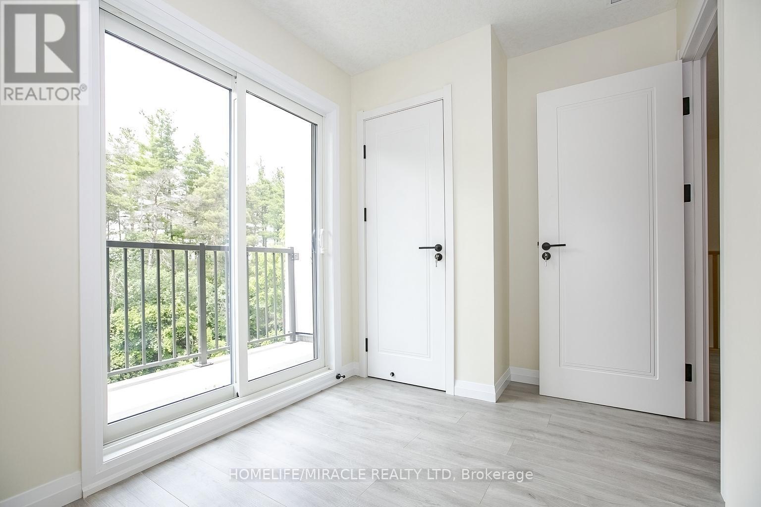 Photo 32 of 63 350 Fisher Mills Road, Cambridge ON