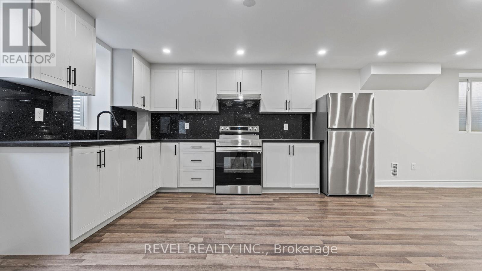 Photo 31 of 55 Hitchman Street, Brant ON