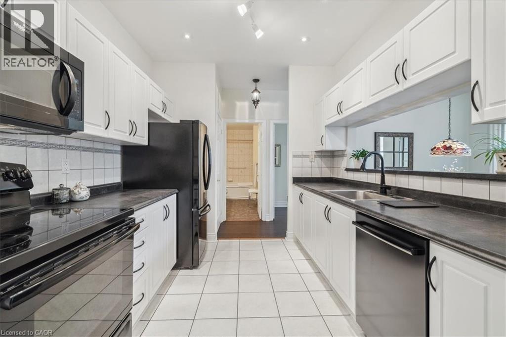 Photo 4 of 442 Maple Avenue Unit 102, Burlington ON