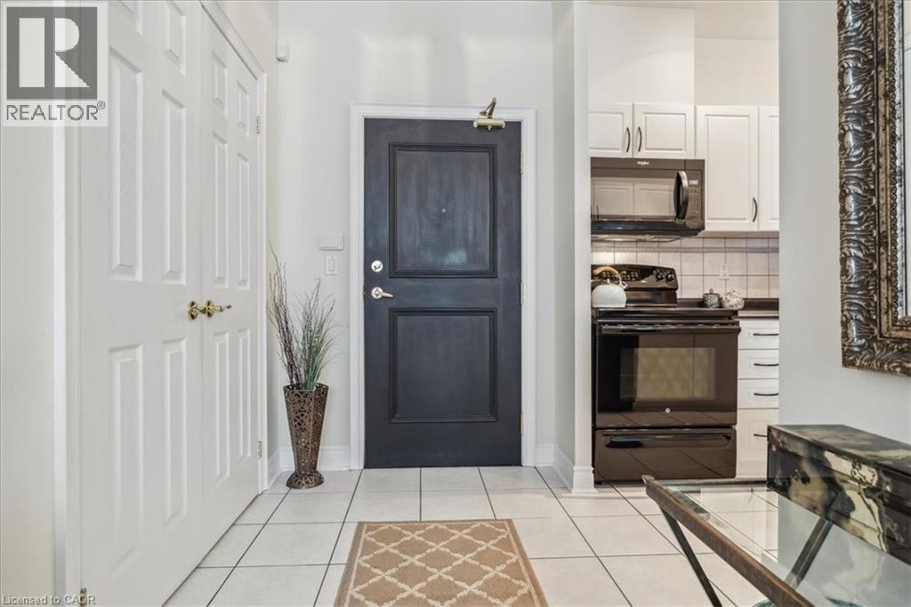 Photo 12 of 442 Maple Avenue Unit 102, Burlington ON