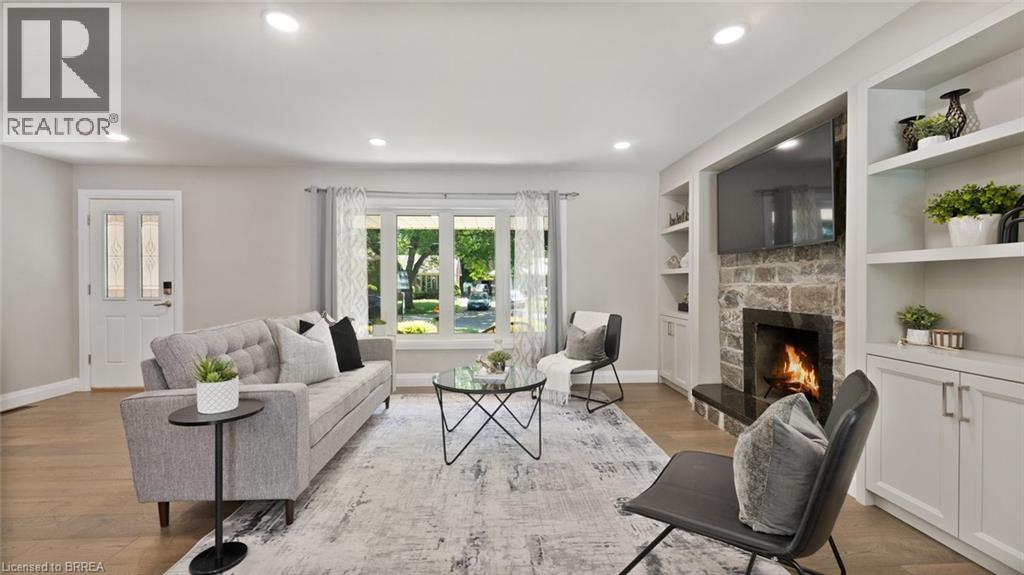 Photo 10 of 75 Pusey Boulevard, Brantford ON