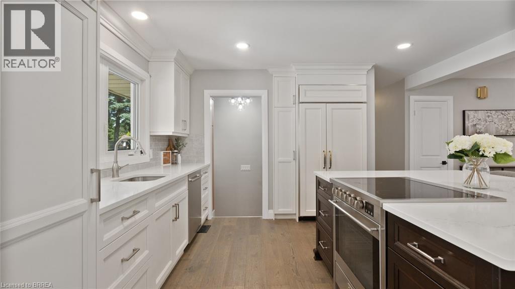 Photo 15 of 75 Pusey Boulevard, Brantford ON