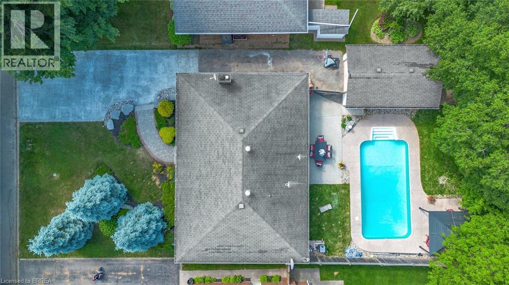 Photo 39 of 75 Pusey Boulevard, Brantford ON