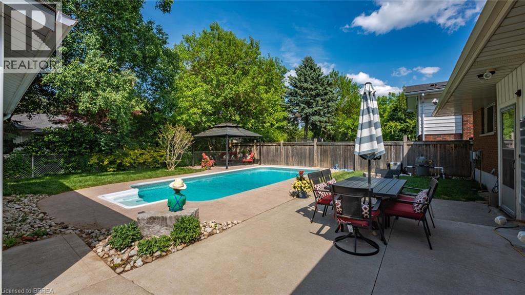 Photo 30 of 75 Pusey Boulevard, Brantford ON