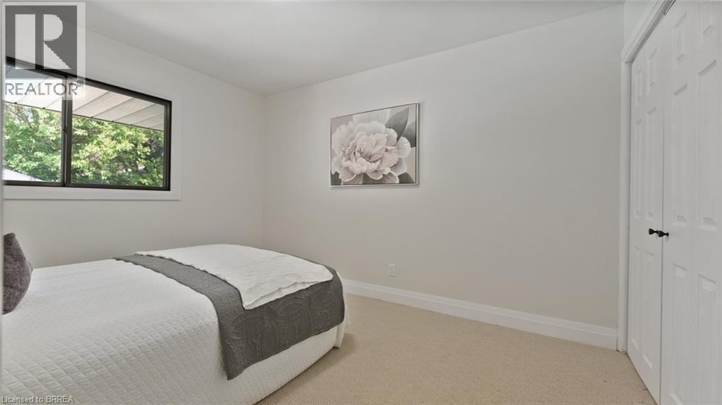 Photo 21 of 75 Pusey Boulevard, Brantford ON