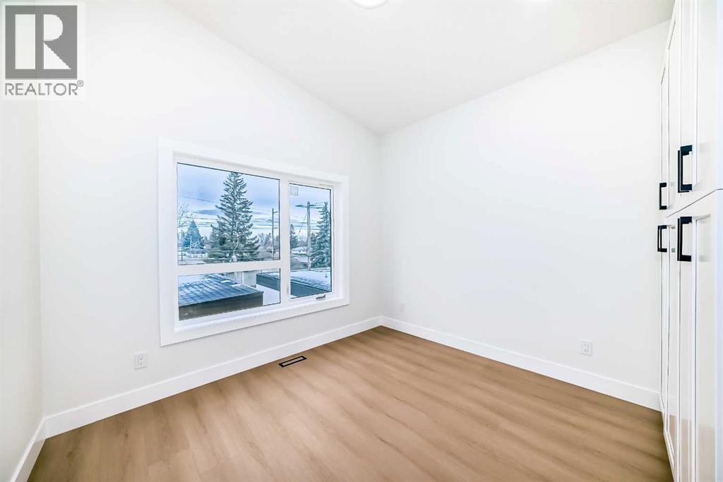 Photo 27 of 390 Hendon Drive Nw, Calgary AB