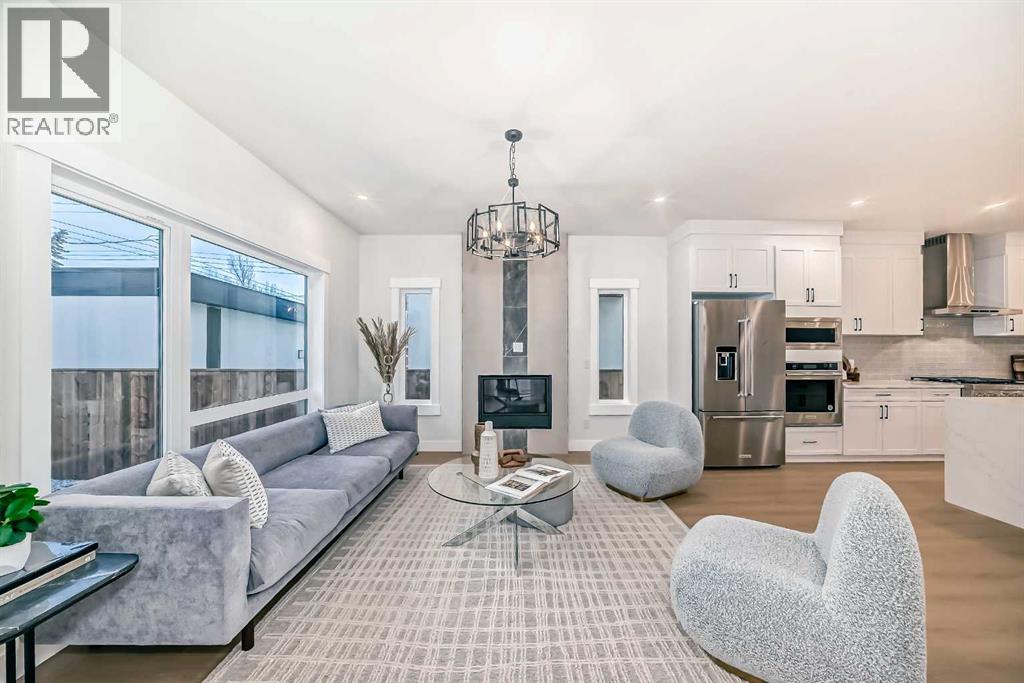 Photo 12 of 390 Hendon Drive Nw, Calgary AB