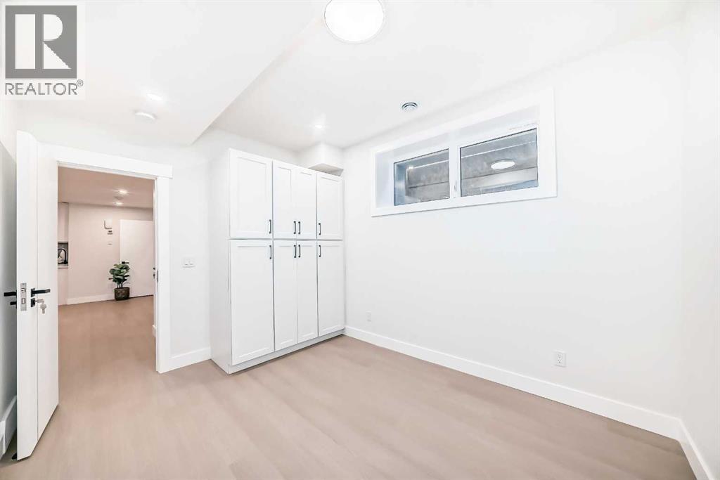Photo 42 of 390 Hendon Drive Nw, Calgary AB