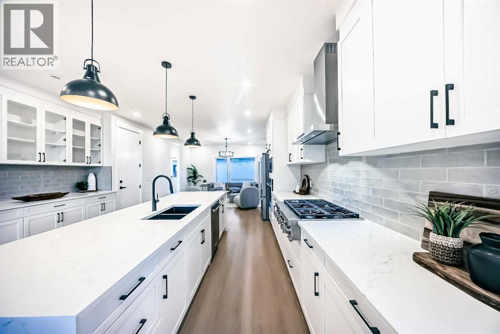 Photo 7 of 390 Hendon Drive Nw, Calgary AB