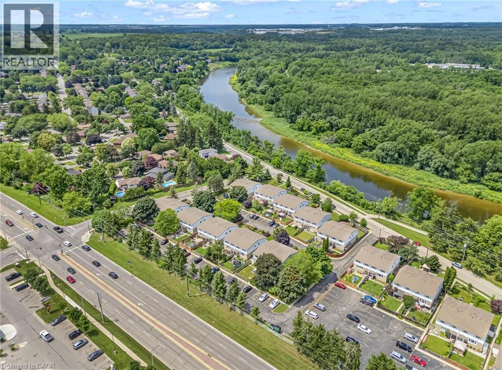 Photo 27 of 30 Oakhill Drive Unit A, Brantford ON