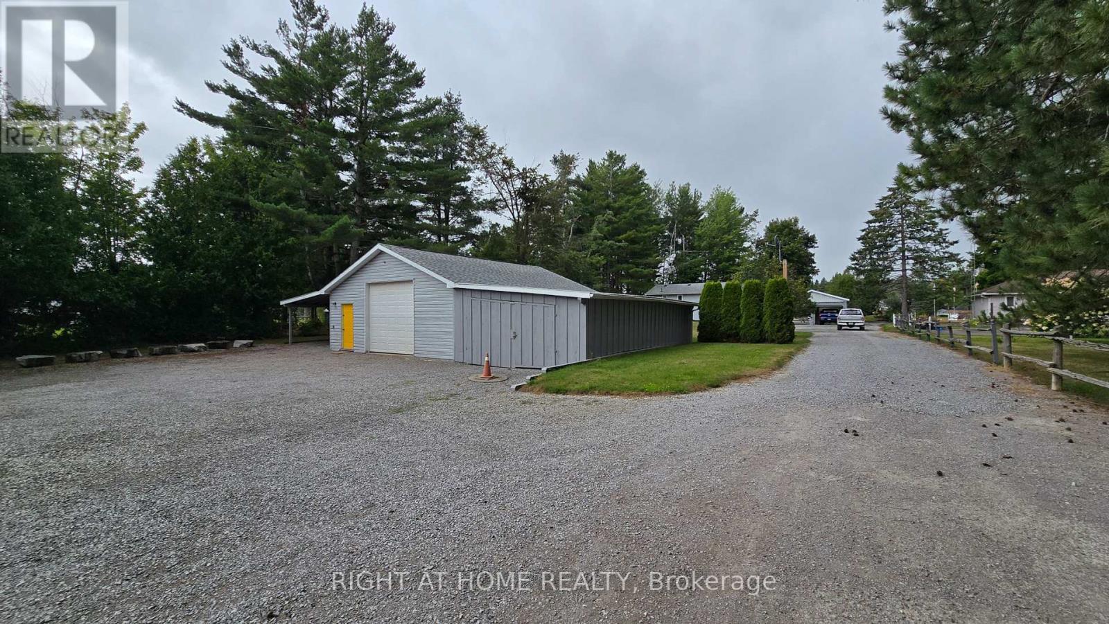 Photo 21 of 31 Portage Road, Kawartha Lakes ON