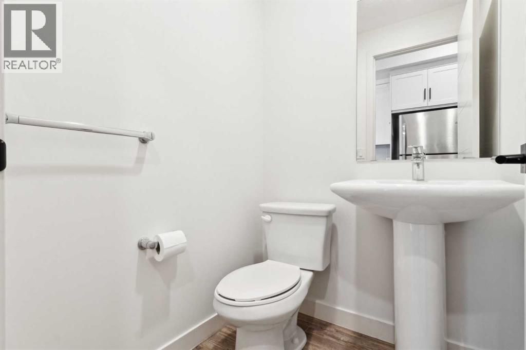 Photo 9 of 4202 100 Walgrove Court Se, Calgary AB