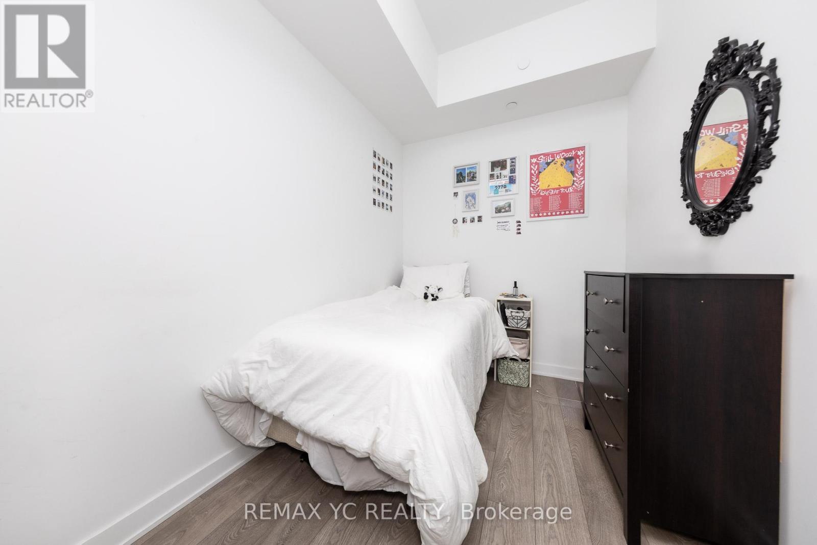 Photo 10 of Ph 11 543 Richmond Street W, Toronto ON