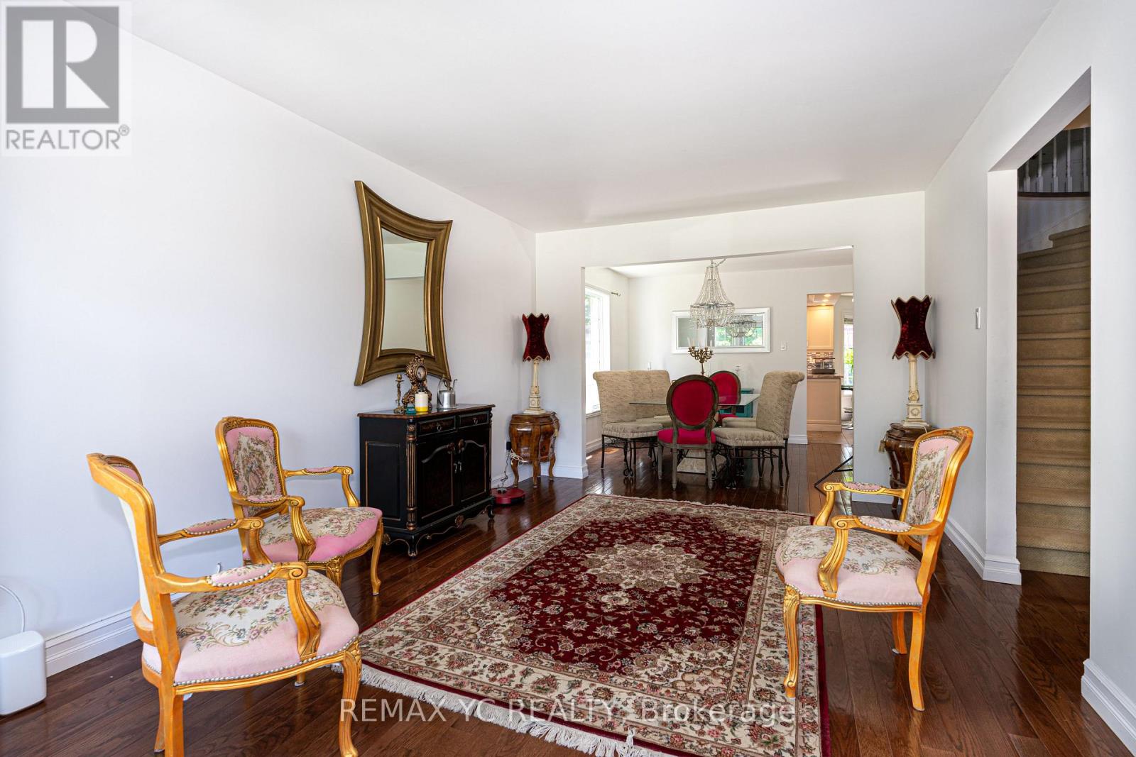 Photo 14 of 67 Fern Valley Crescent, Richmond Hill ON