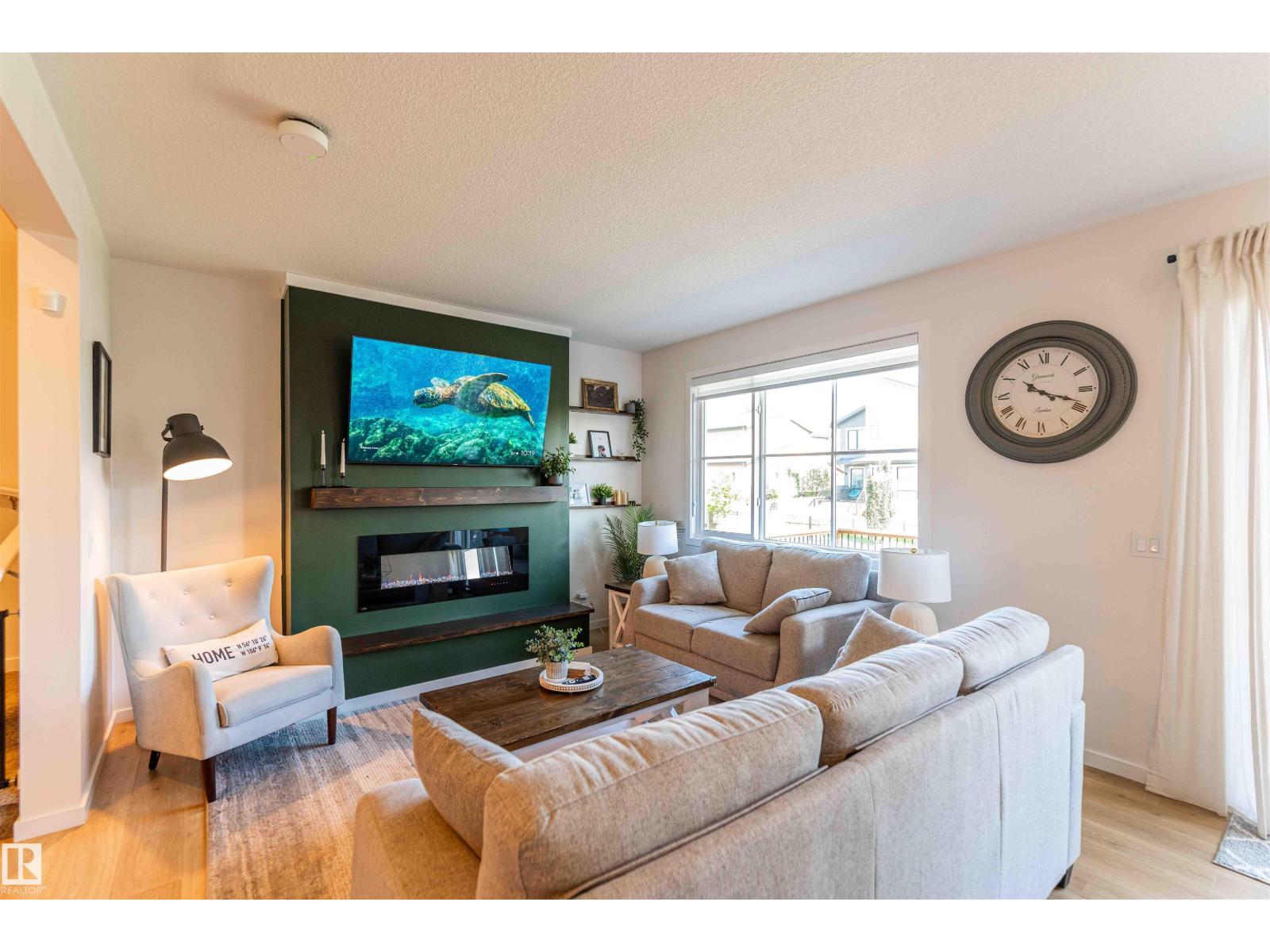 Photo 12 of 4875 Kinney Rd Sw, Edmonton AB