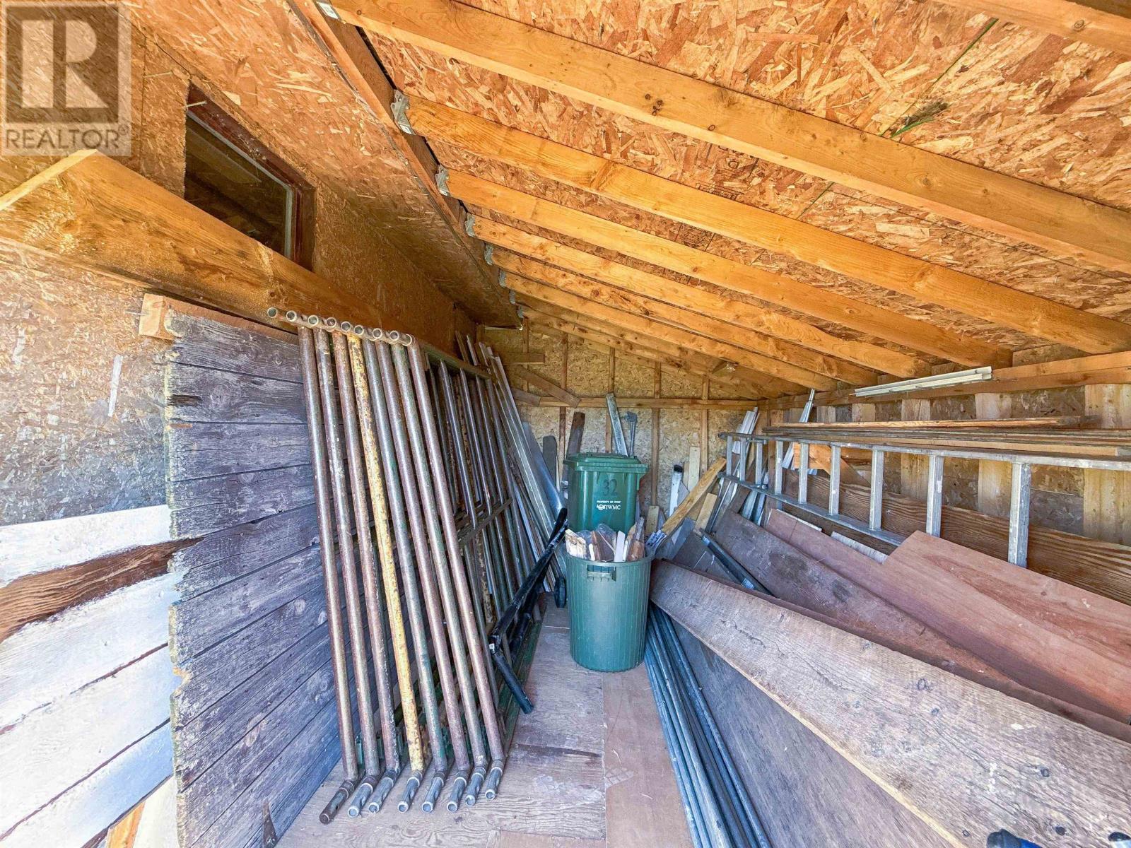 928 BUCHANAN ROAD - 26