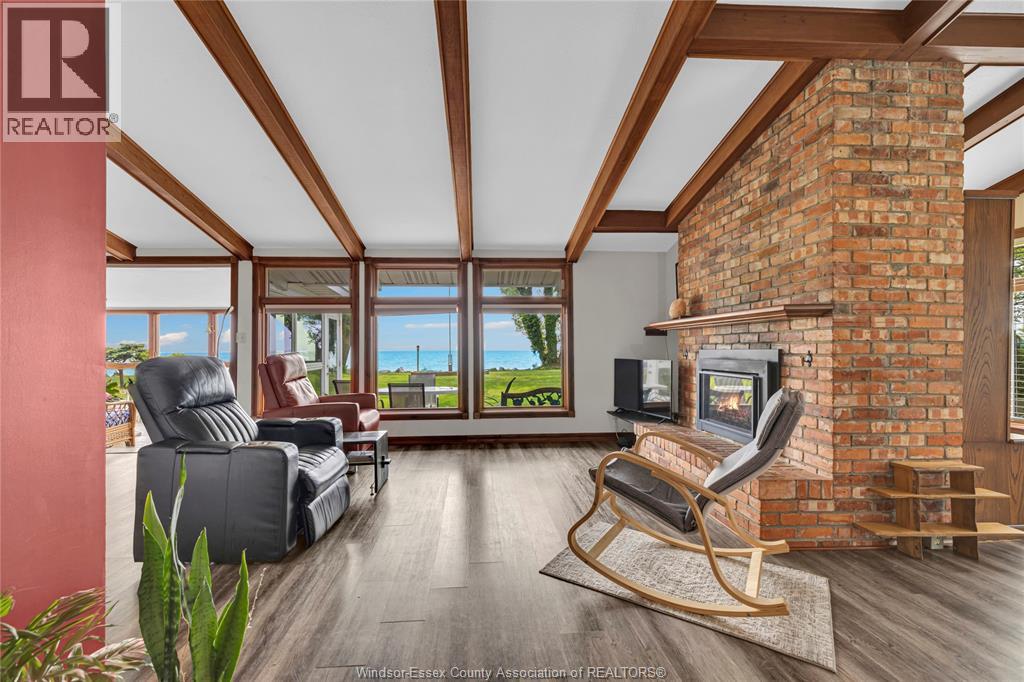 Photo 10 of 1711 Heritage Road, Kingsville ON