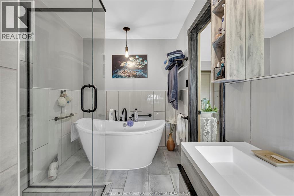 Photo 21 of 1711 Heritage Road, Kingsville ON