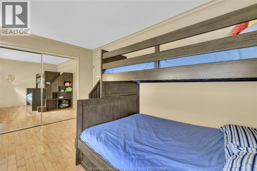 Photo 24 of 1711 Heritage Road, Kingsville ON