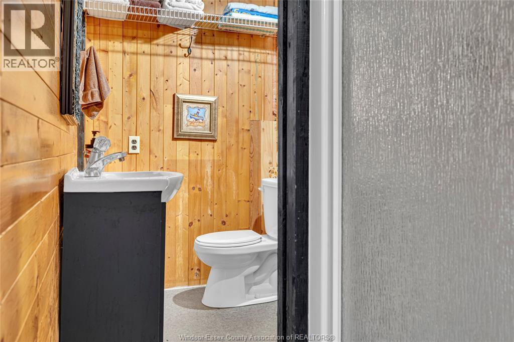 Photo 32 of 1711 Heritage Road, Kingsville ON