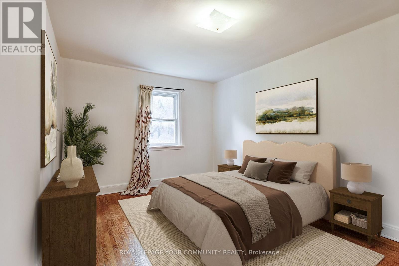 Photo 11 of 109 Glencrest Boulevard, Toronto ON