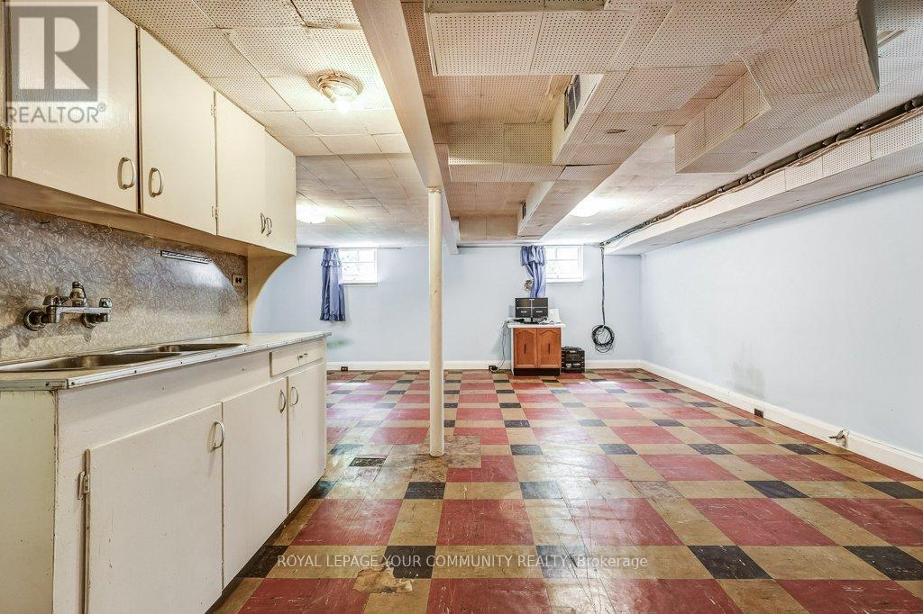 Photo 27 of 109 Glencrest Boulevard, Toronto ON