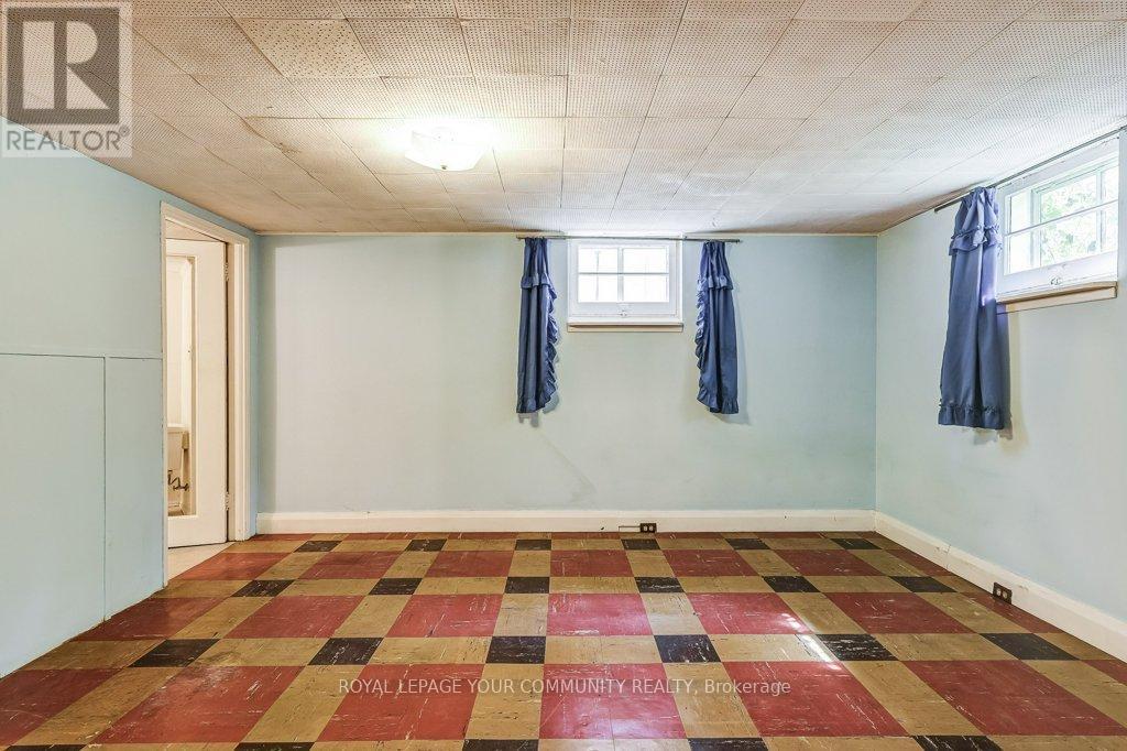 Photo 32 of 109 Glencrest Boulevard, Toronto ON