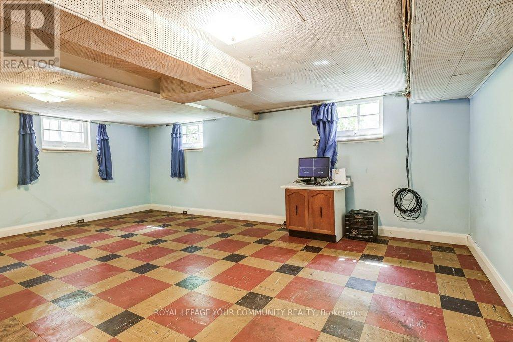 Photo 29 of 109 Glencrest Boulevard, Toronto ON