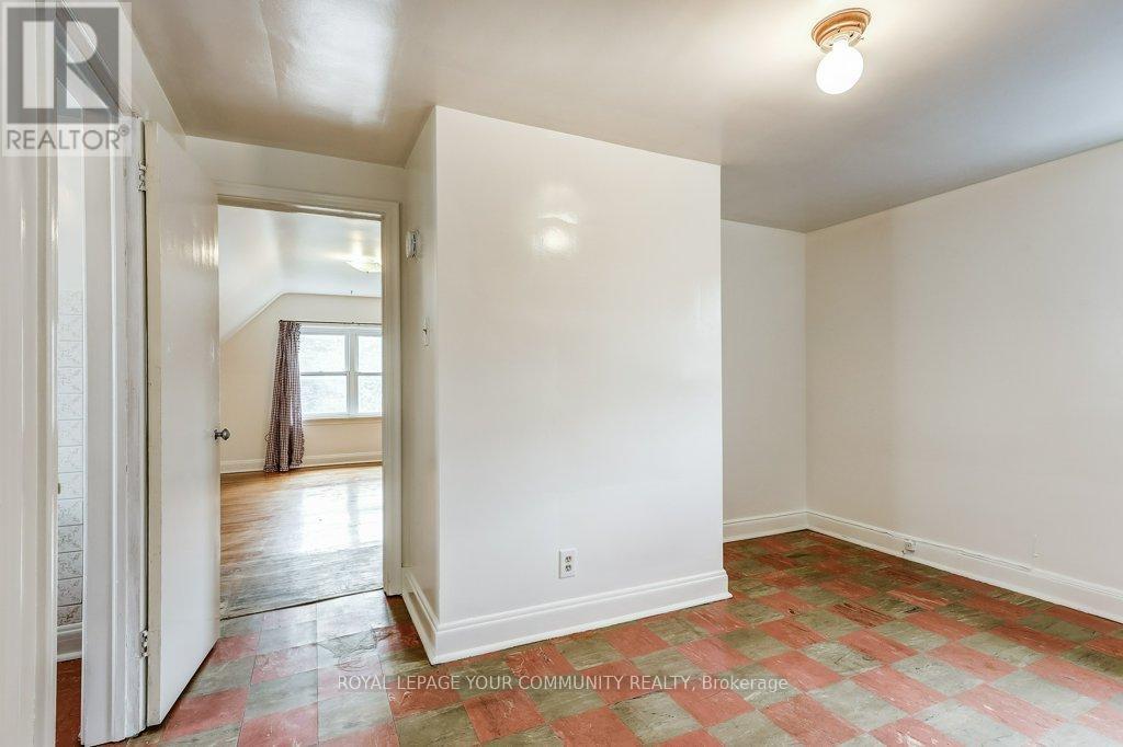 Photo 20 of 109 Glencrest Boulevard, Toronto ON