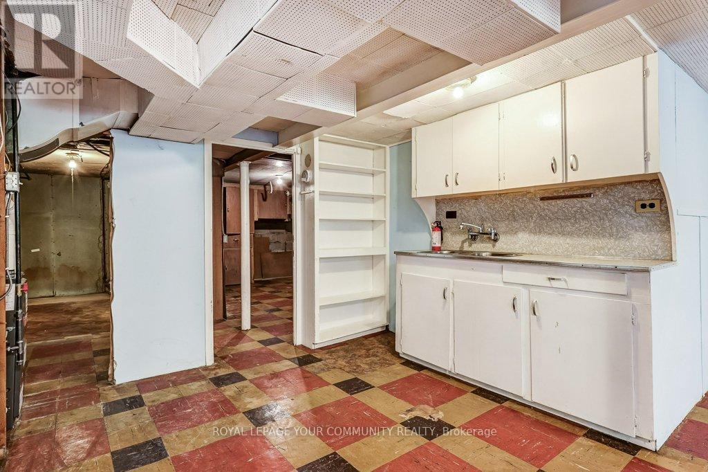 Photo 28 of 109 Glencrest Boulevard, Toronto ON