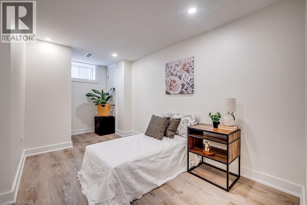 Photo 11 of 403 Elizabeth Street E Unit Ll, Grimsby ON