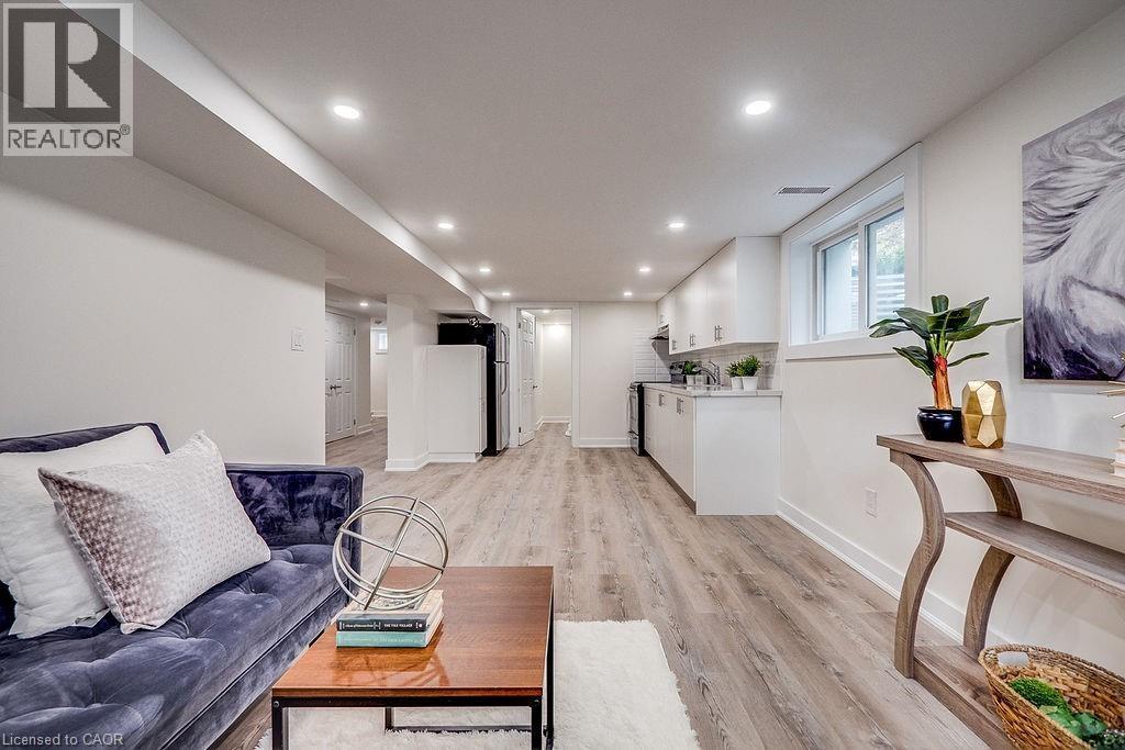 Photo 5 of 403 Elizabeth Street E Unit Ll, Grimsby ON
