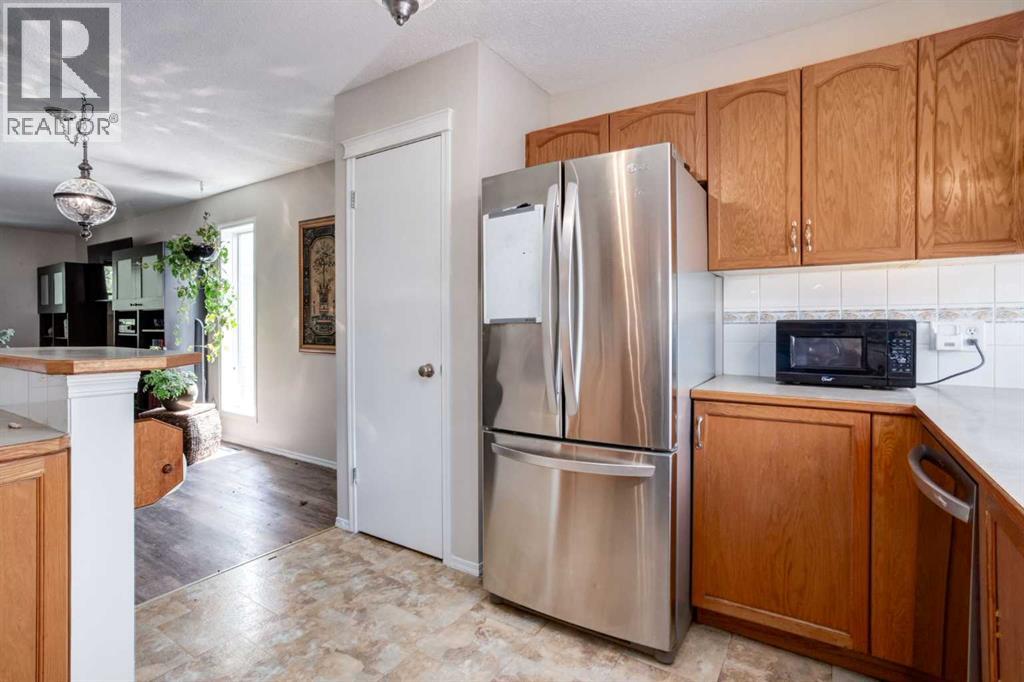 Photo 14 of 53 Prestwick Rise Se, Calgary AB