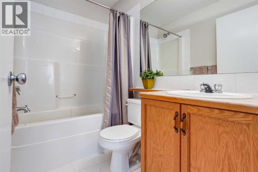 Photo 22 of 53 Prestwick Rise Se, Calgary AB