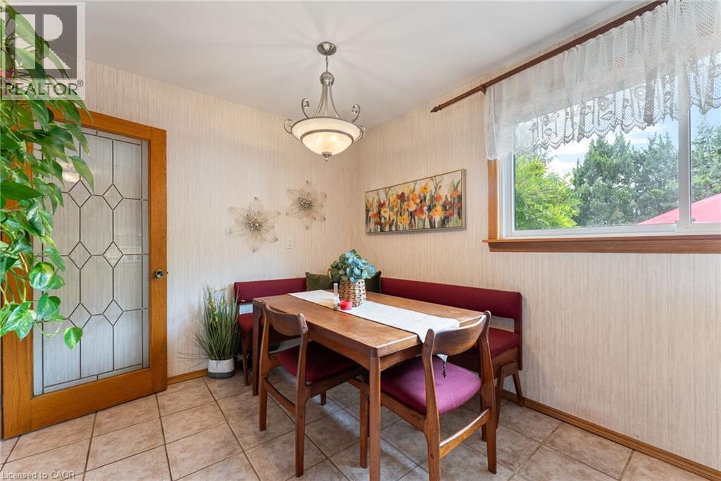 Photo 14 of 104 Berkindale Drive, Hamilton ON