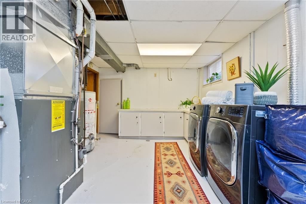 Photo 35 of 104 Berkindale Drive, Hamilton ON