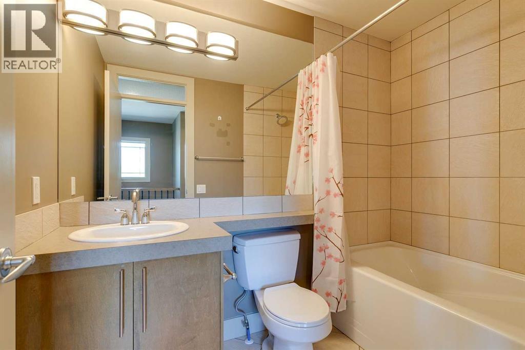 Photo 32 of 3306 21 Street Sw, Calgary AB