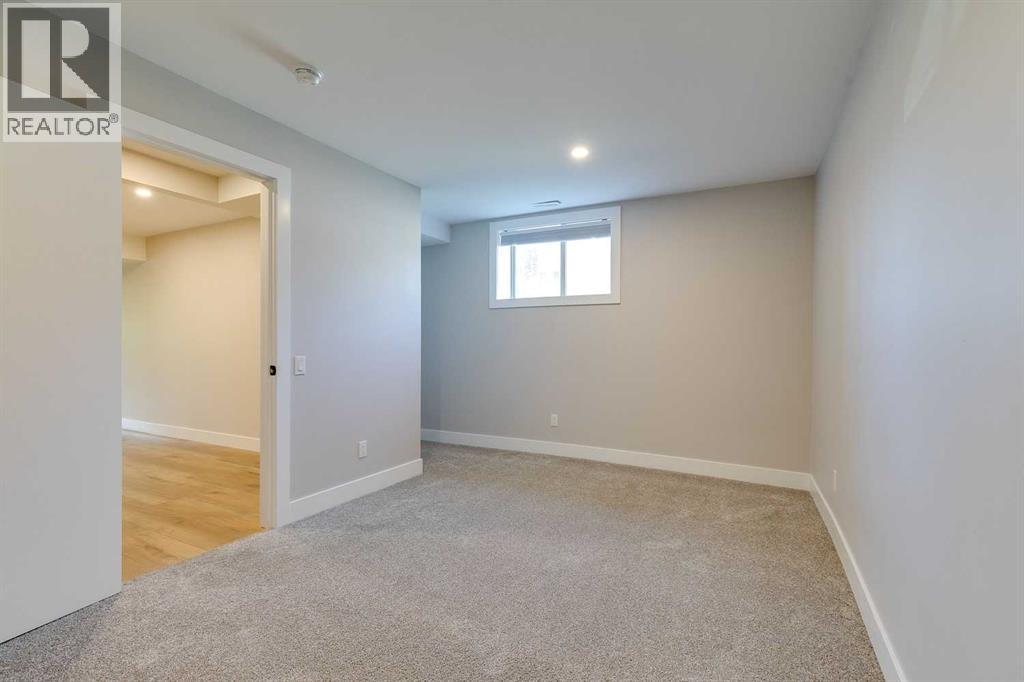 Photo 40 of 3306 21 Street Sw, Calgary AB