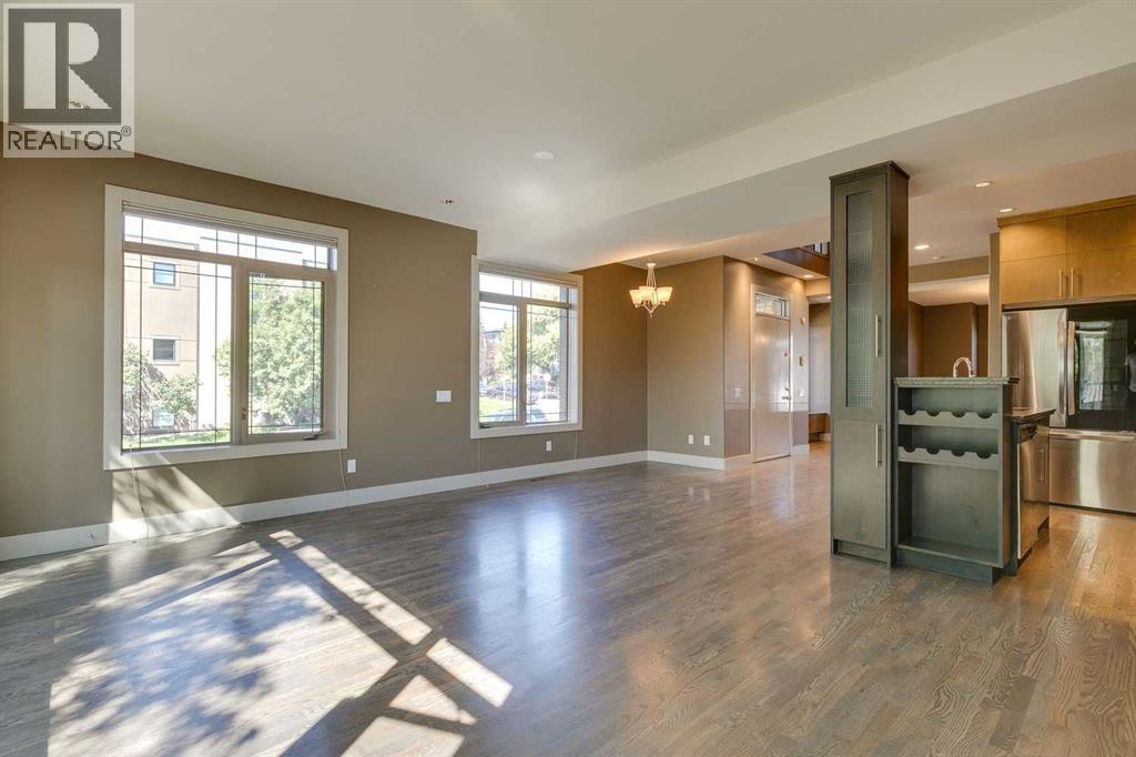 Photo 13 of 3306 21 Street Sw, Calgary AB