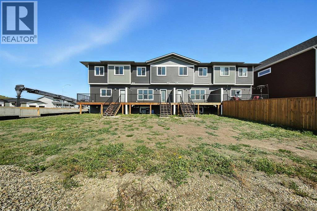 Photo 31 of 15 Gray Close, Sylvan Lake AB