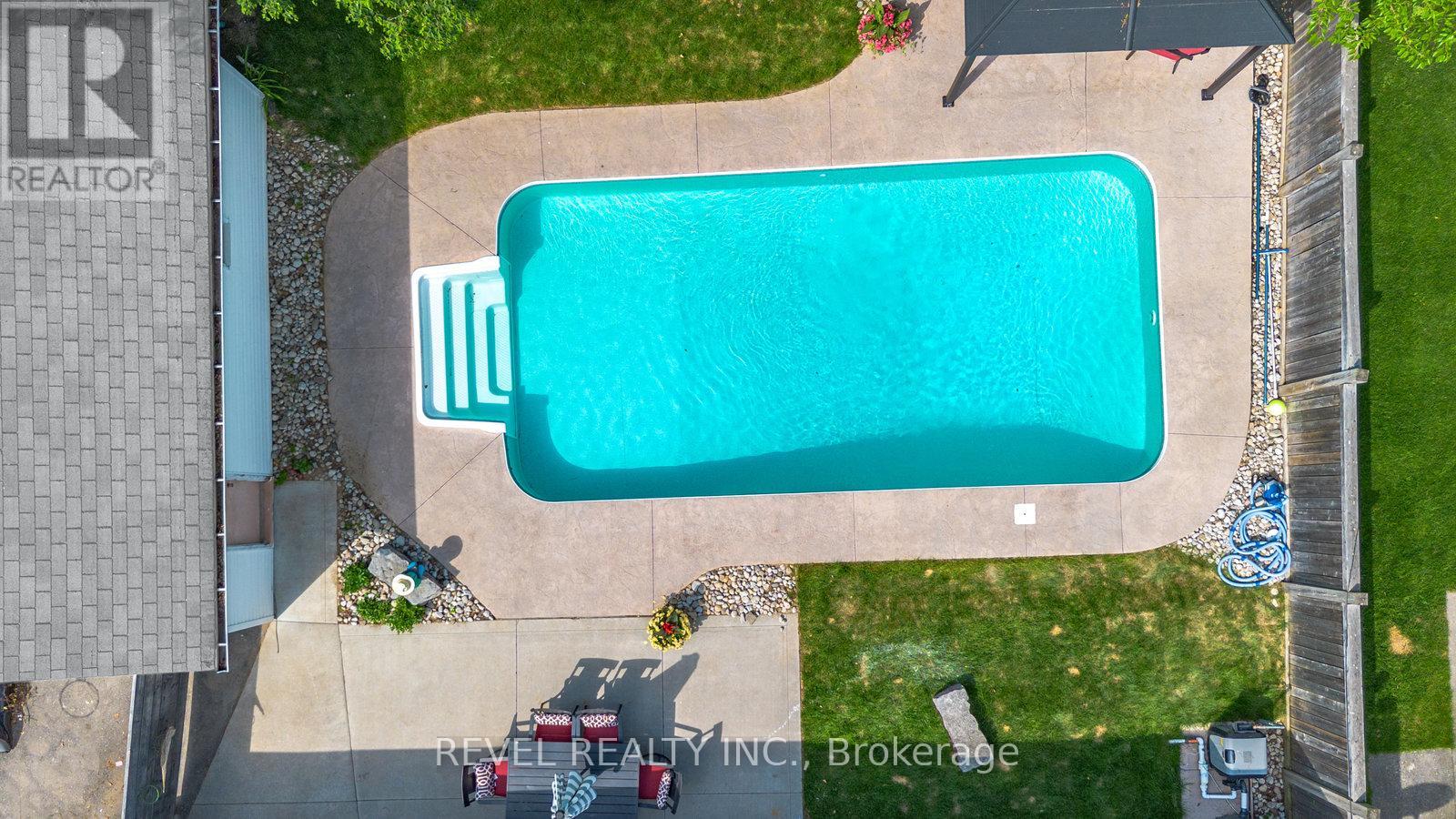 Photo 35 of 75 Pusey Boulevard, Brantford ON