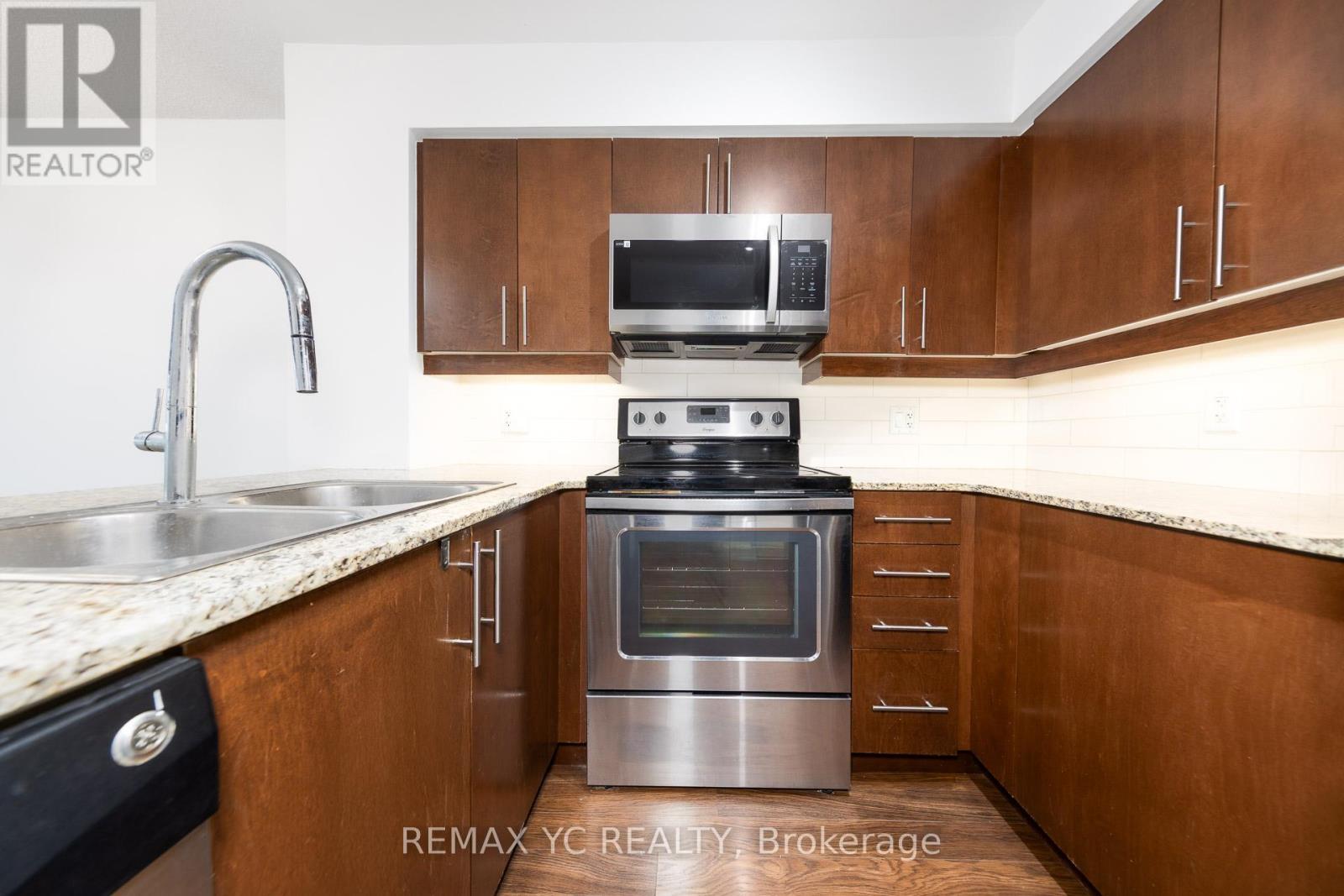 Photo 3 of 1103 2191 Yonge Street, Toronto ON