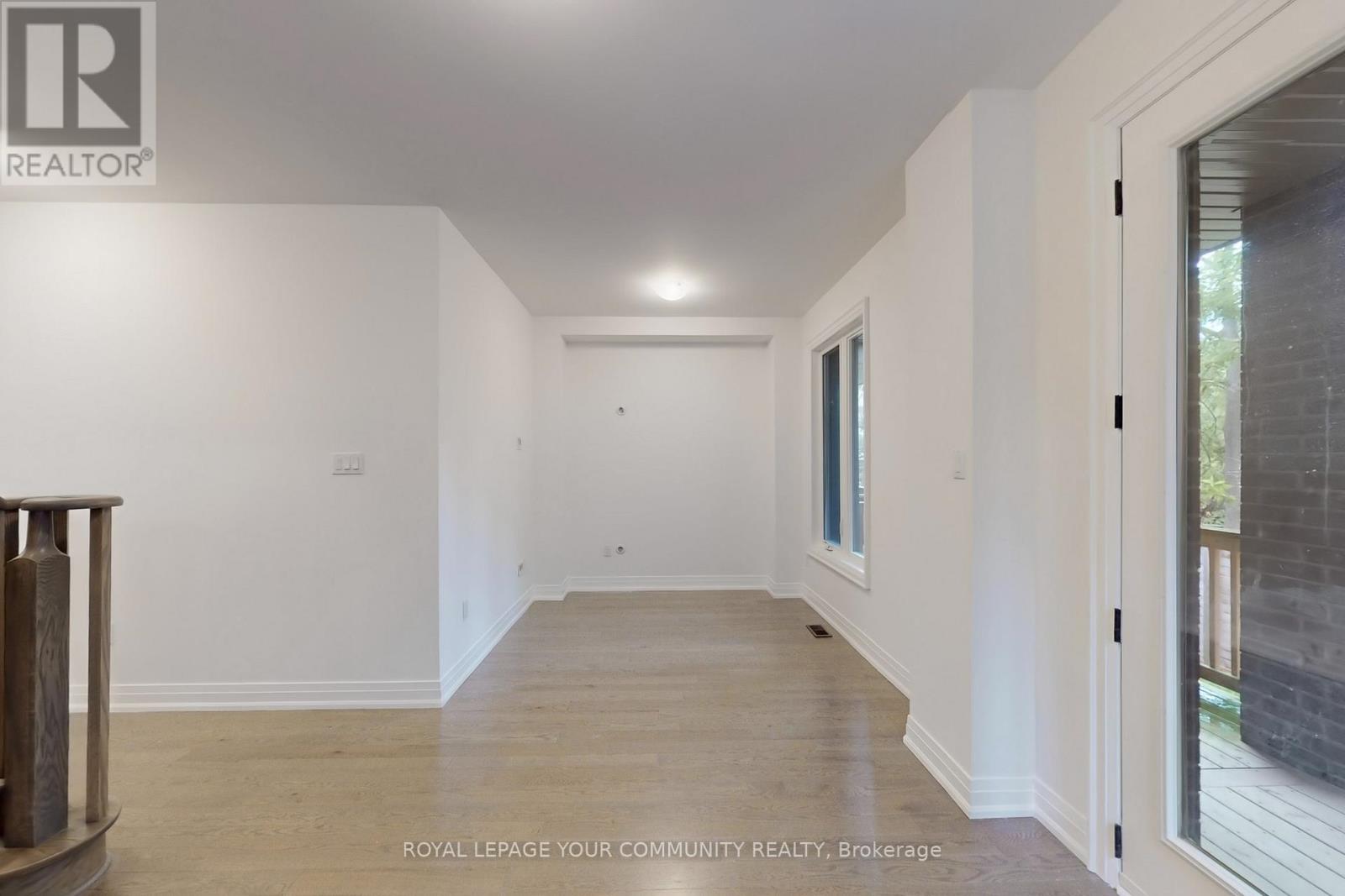 Photo 41 of 32 Globemaster Lane, Richmond Hill ON