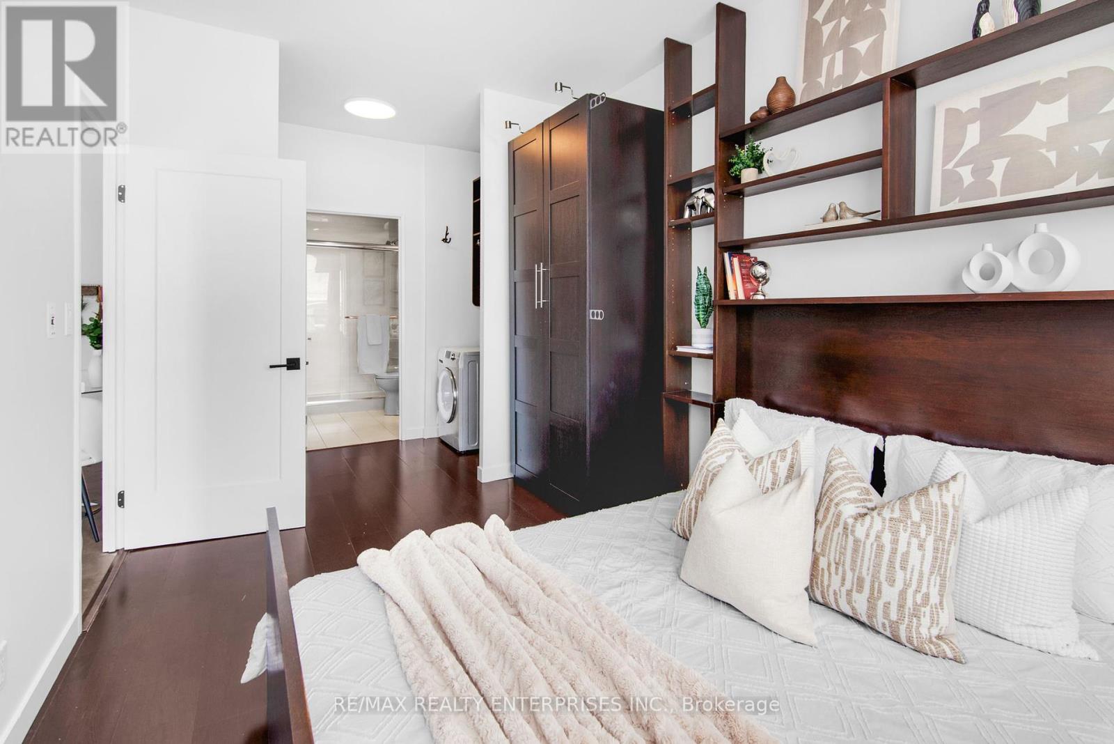 Photo 24 of 913 1005 King Street W, Toronto ON